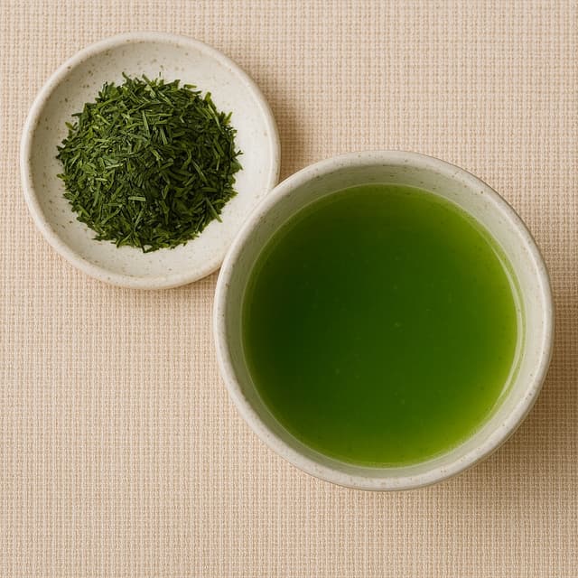Sencha tea leaves and brewed tea
